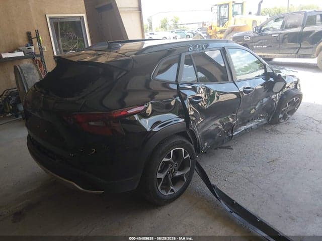 2025 CHEVROLET TRAX FWD LT 4