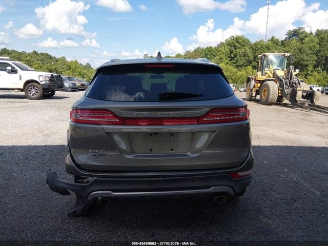 2017 LINCOLN MKC PREMIERE 17