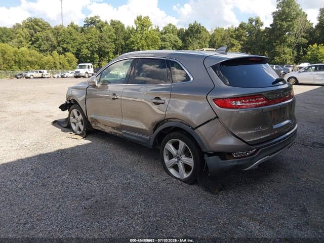 2017 LINCOLN MKC PREMIERE 3