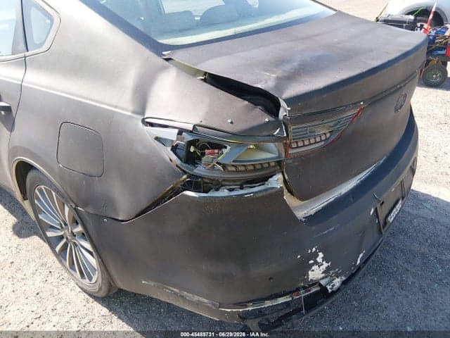 2017 KIA CADENZA PREMIUM 17