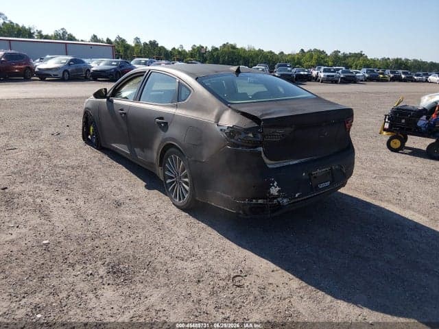 2017 KIA CADENZA PREMIUM 3