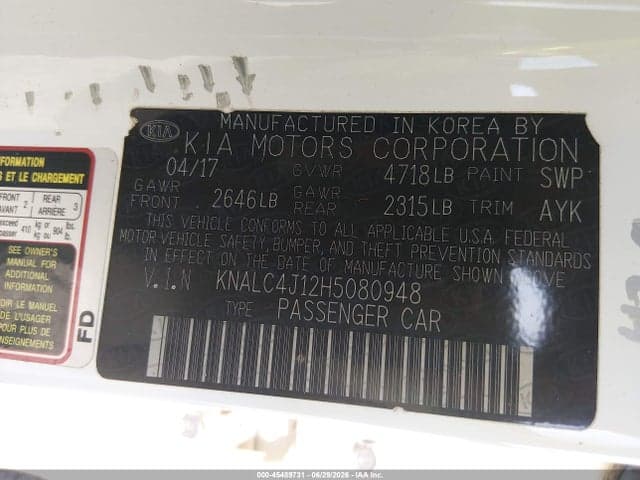 2017 KIA CADENZA PREMIUM 9