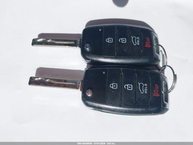 2019 KIA SOUL + 11