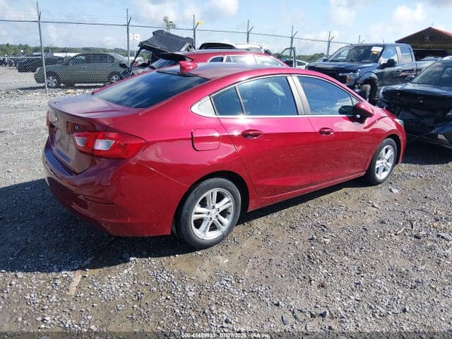 2017 CHEVROLET CRUZE LT AUTO 4