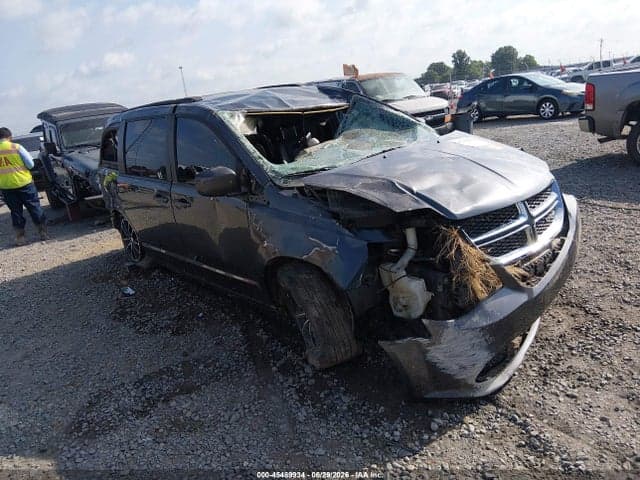 2018 DODGE GRAND CARAVAN GT 1