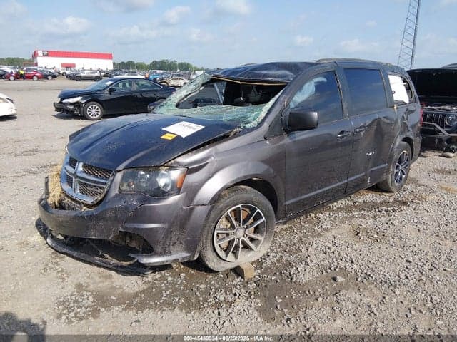 2018 DODGE GRAND CARAVAN GT 2