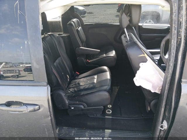 2018 DODGE GRAND CARAVAN GT 8
