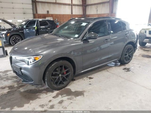 2020 ALFA ROMEO STELVIO TI SPORT AWD 2