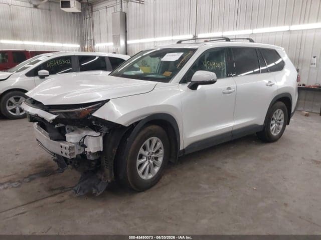 2025 TOYOTA GRAND HIGHLANDER XLE 2