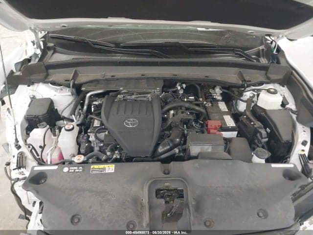 2025 TOYOTA GRAND HIGHLANDER XLE 10