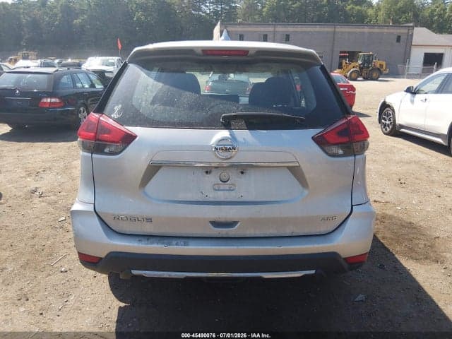 2018 NISSAN ROGUE S 17