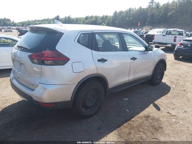 2018 NISSAN ROGUE S 4