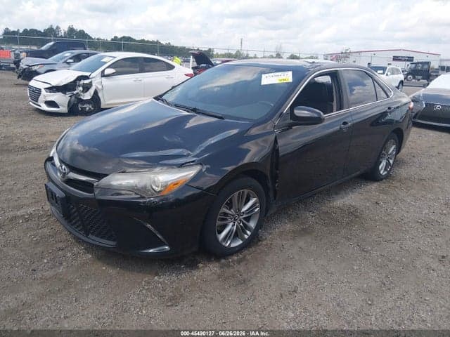 2017 TOYOTA CAMRY SE 2