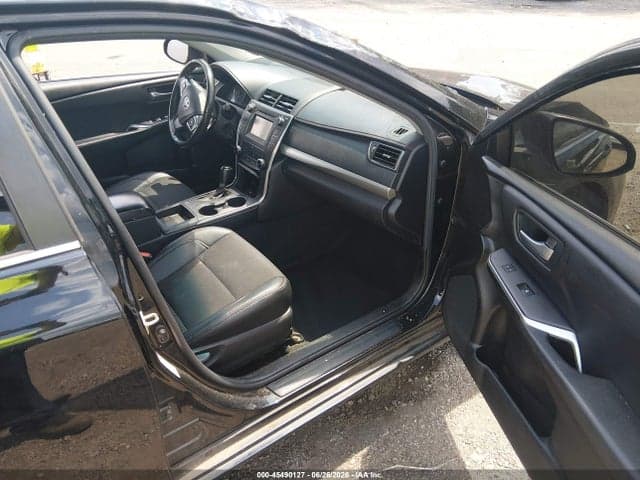2017 TOYOTA CAMRY SE 5