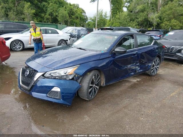 2022 NISSAN ALTIMA SR FWD 2