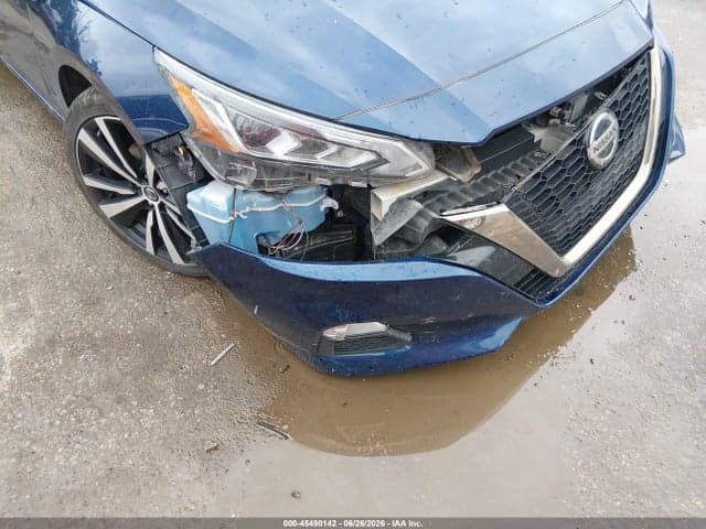 2022 NISSAN ALTIMA SR FWD 17