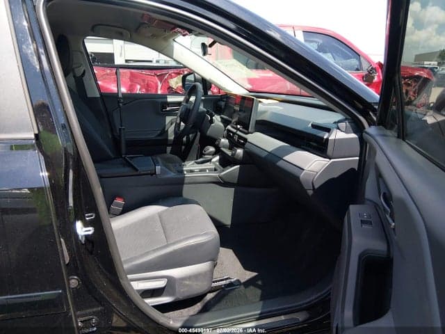 2026 TOYOTA RAV4 XLE PREMIUM 5
