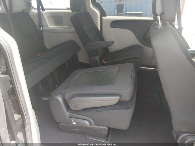 2017 DODGE GRAND CARAVAN SE 8