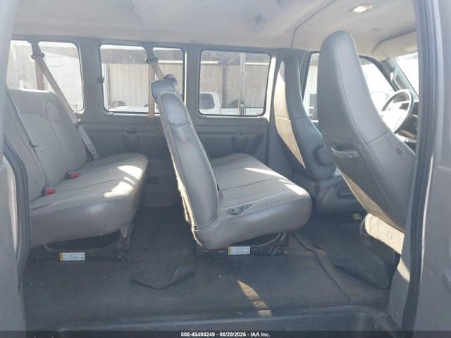 2017 CHEVROLET EXPRESS 3500 LT 8