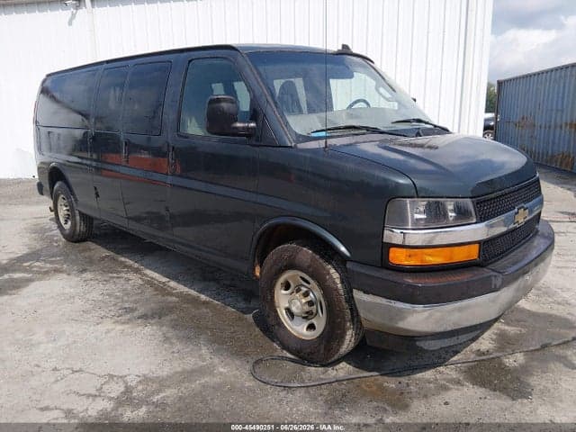 2017 CHEVROLET EXPRESS 3500 LT 1
