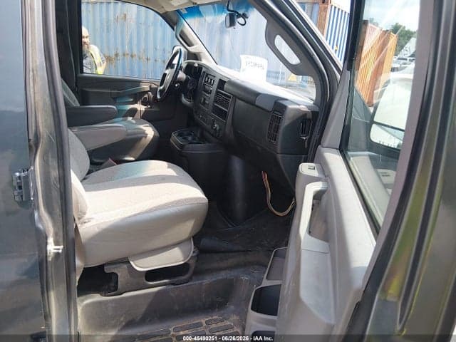 2017 CHEVROLET EXPRESS 3500 LT 5