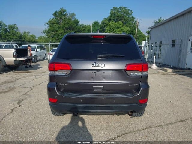 2020 JEEP GRAND CHEROKEE LAREDO E 4X4 18