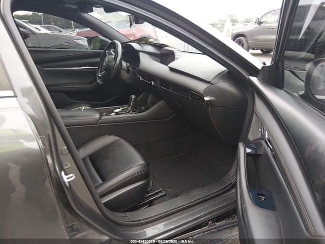 2020 MAZDA MAZDA3 PREFERRED PACKAGE 5