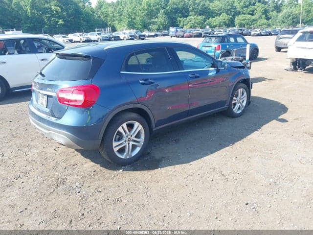 2020 MERCEDES-BENZ GLA 250 4MATIC 4