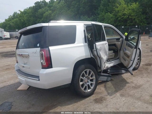 2017 GMC YUKON DENALI 4