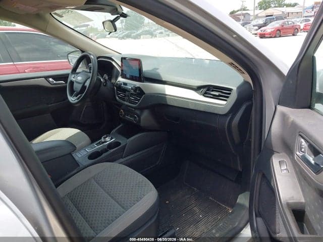 2020 FORD ESCAPE SE 5