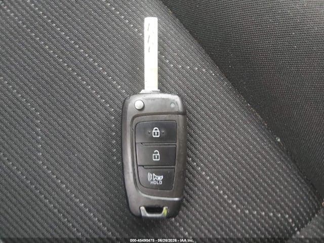 2022 HYUNDAI VENUE SE 11
