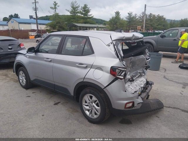 2022 HYUNDAI VENUE SE 3