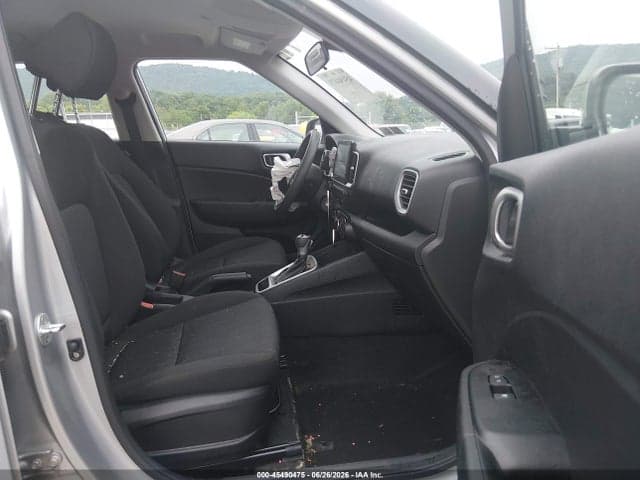 2022 HYUNDAI VENUE SE 5