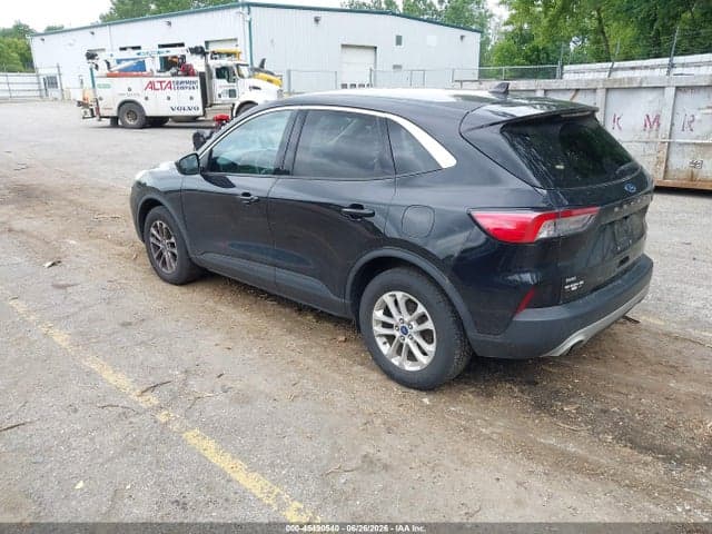 2020 FORD ESCAPE SE 3