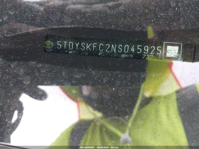 2022 TOYOTA SIENNA XLE 20
