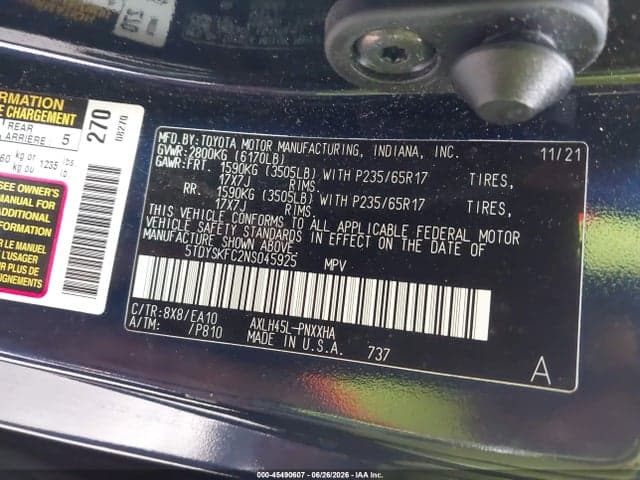 2022 TOYOTA SIENNA XLE 9