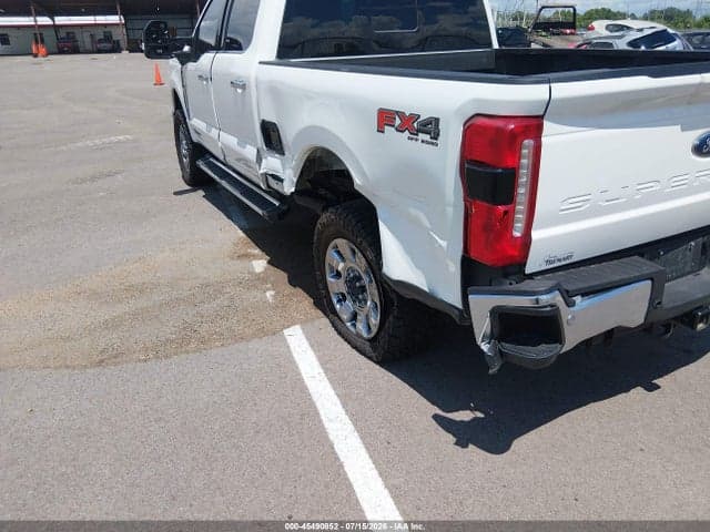 2024 FORD F-250 LARIAT 14