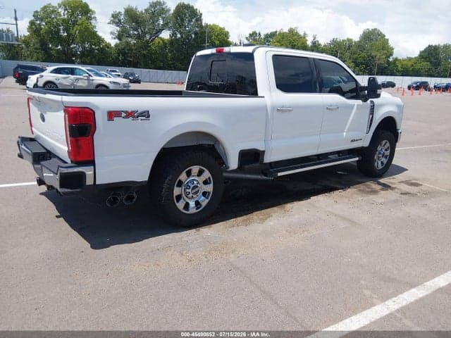 2024 FORD F-250 LARIAT 4