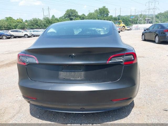 2018 TESLA MODEL 3 LONG RANGE/PERFORMANCE 16