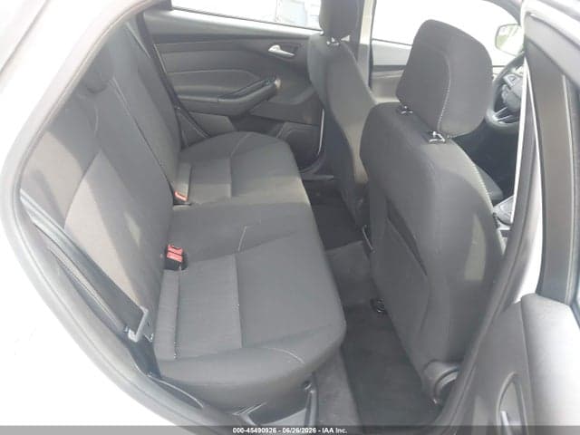 2018 FORD FOCUS SE 8