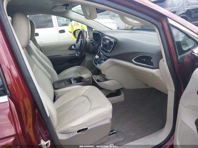 2020 CHRYSLER PACIFICA TOURING L 5
