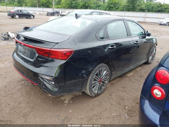 2021 KIA FORTE GT 4