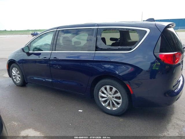 2017 CHRYSLER PACIFICA TOURING 14