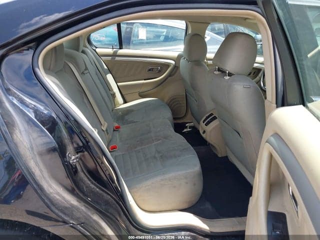 2017 FORD TAURUS SE 8