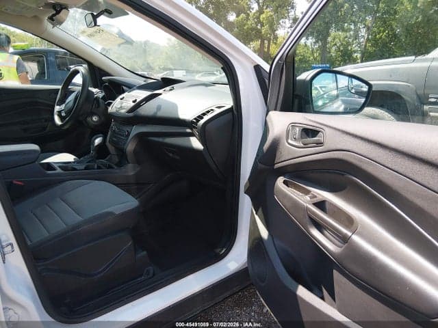 2019 FORD ESCAPE S 5