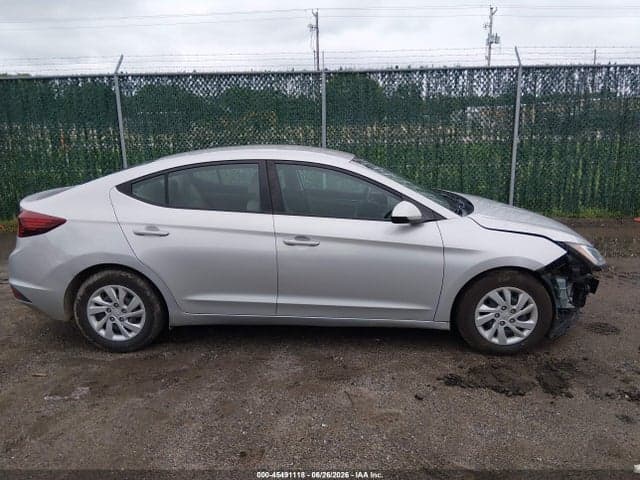 2020 HYUNDAI ELANTRA SE 14