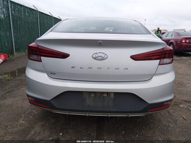 2020 HYUNDAI ELANTRA SE 17