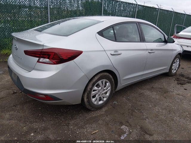 2020 HYUNDAI ELANTRA SE 4