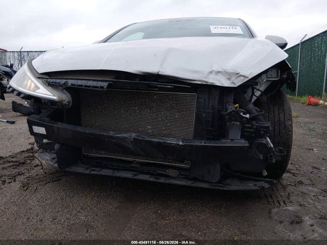 2020 HYUNDAI ELANTRA SE 6