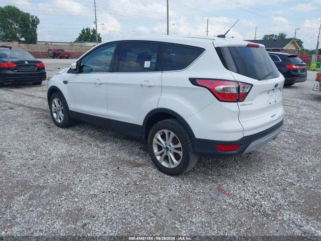 2017 FORD ESCAPE SE 3